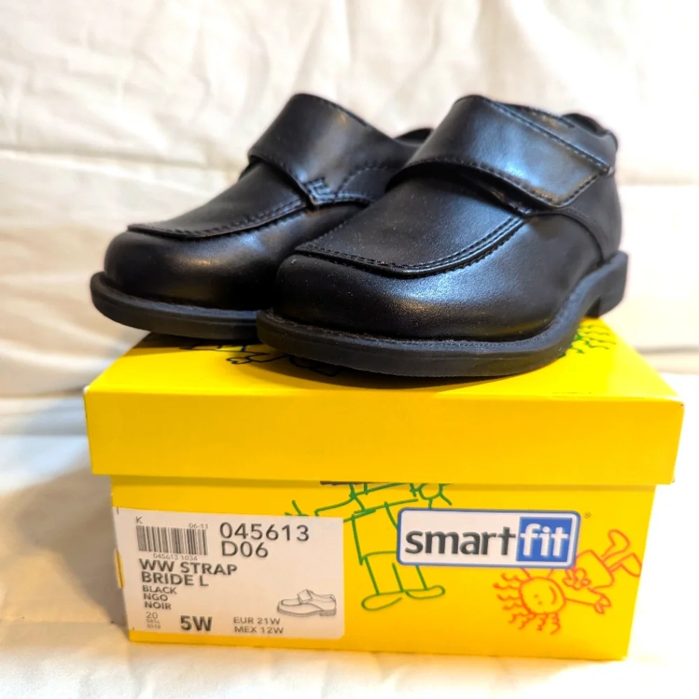 Smartfit Boys Black Dress Shoes Size 5W